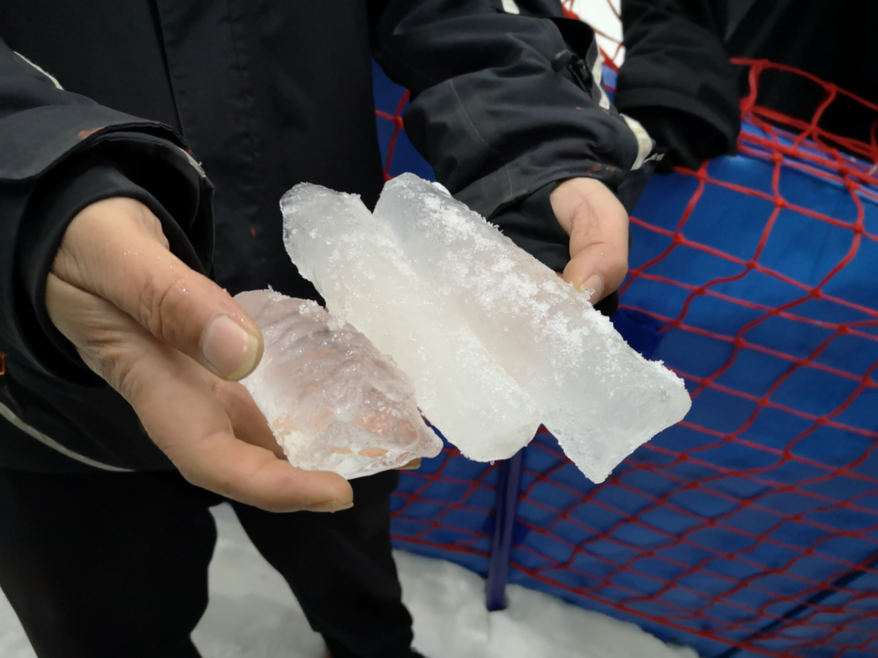 The icicles removed down using a CO₂ laser obstacle remover